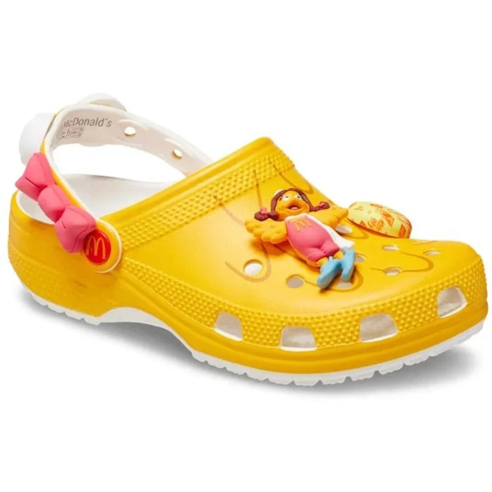 CROCS step into
